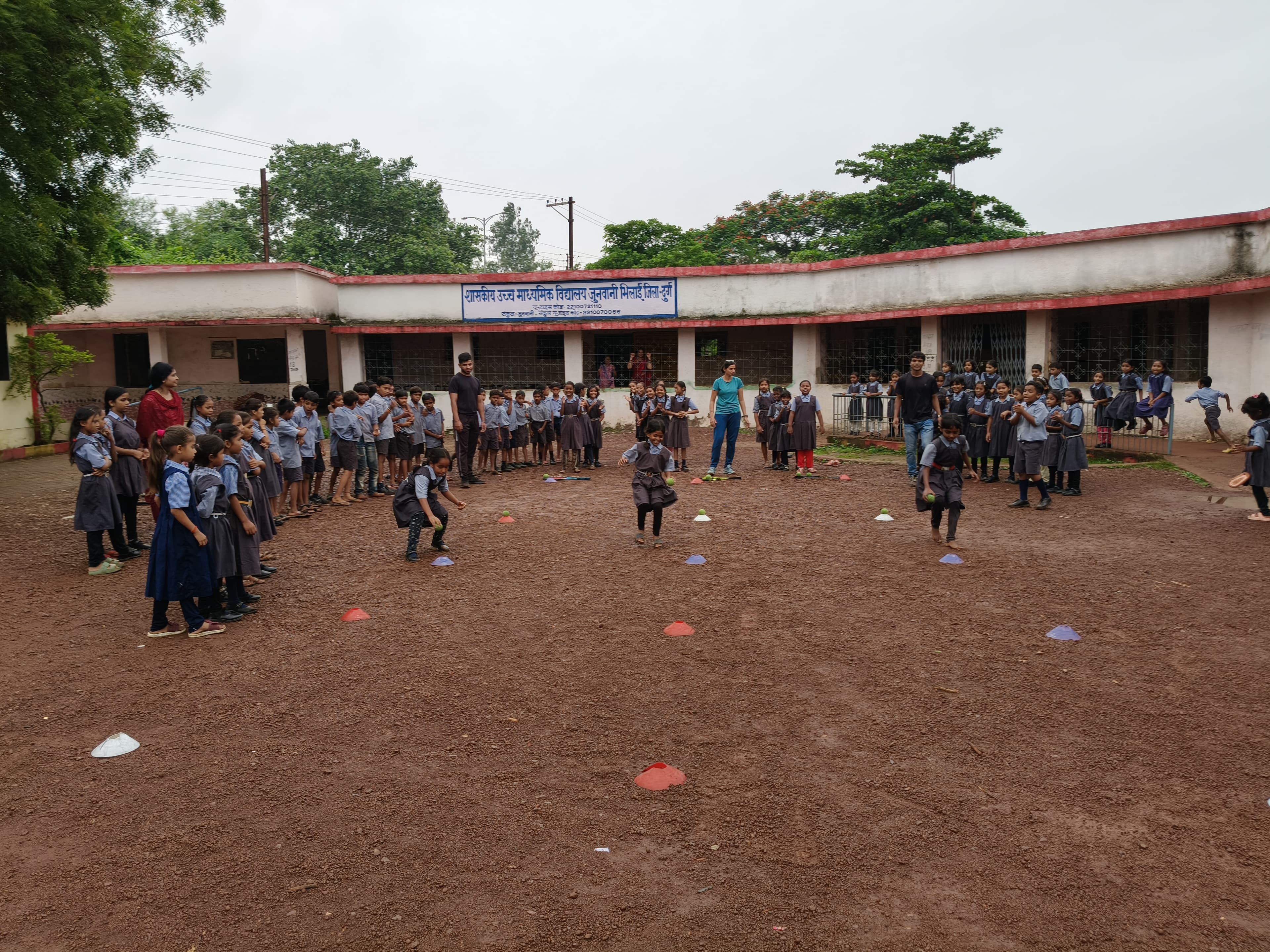 Young athlete playing tennis with Apex Tennis Foundation